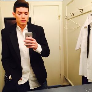 Meet your Posher, Abraham